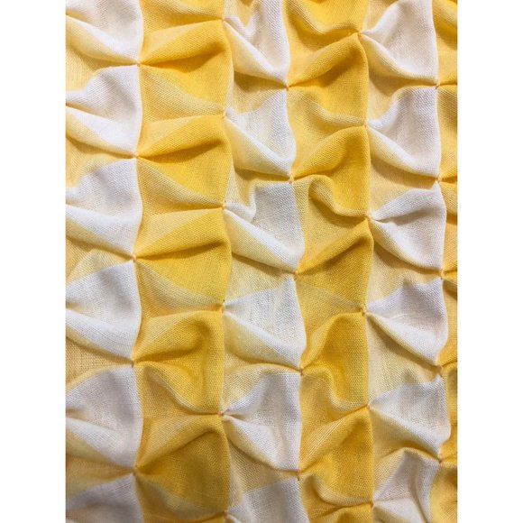 Vtg Baby Blanket Quilt Satin Trim 38" x 45" Rag Doll Theme Smocked Smocking - Picture 11 of 12